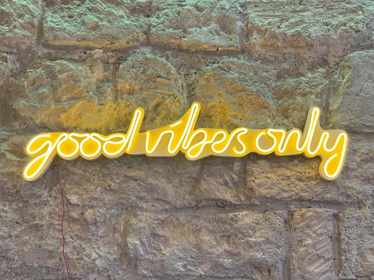 Good Vibes Luxurious Loft In Paris 11Th, With Ac & Table Football المظهر الخارجي الصورة