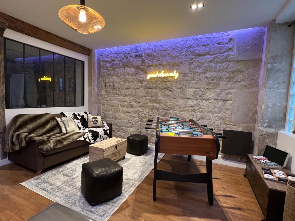 Good Vibes Luxurious Loft In Paris 11Th, With Ac & Table Football المظهر الخارجي الصورة