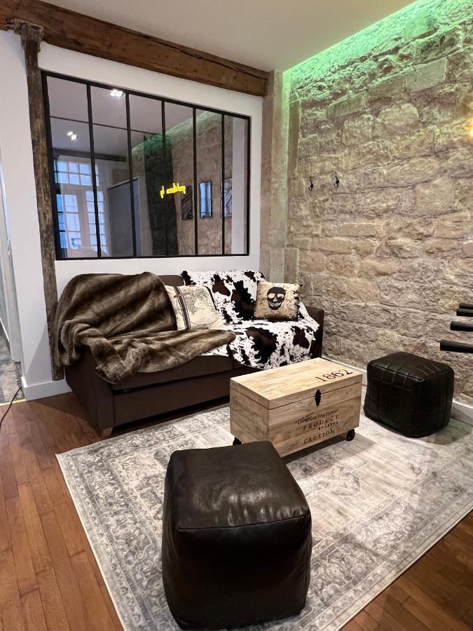Good Vibes Luxurious Loft In Paris 11Th, With Ac & Table Football المظهر الخارجي الصورة